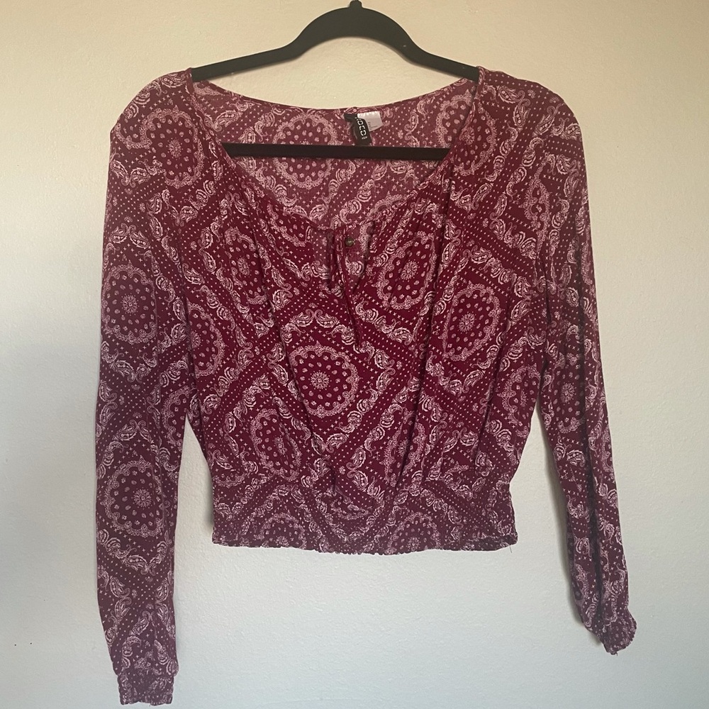 H&M cropped red long sleeve top